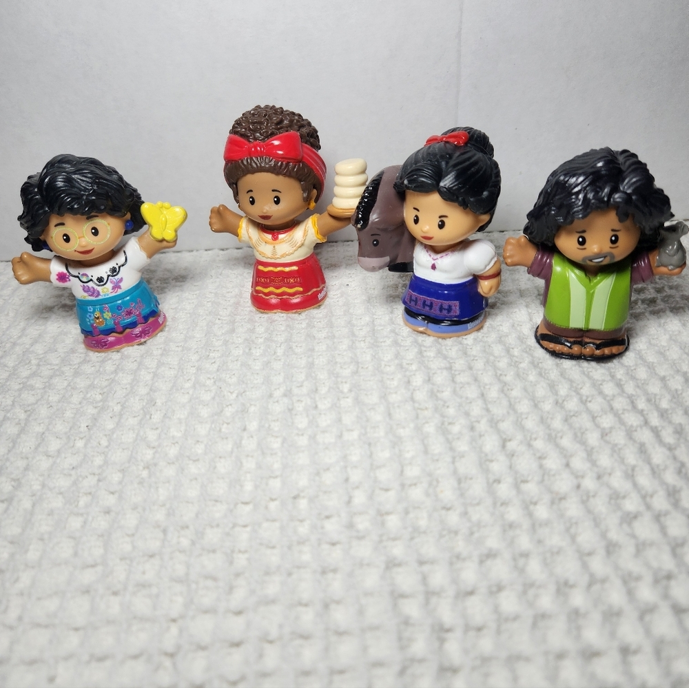Disney Encanto Little People Playset Lot Set Of 5